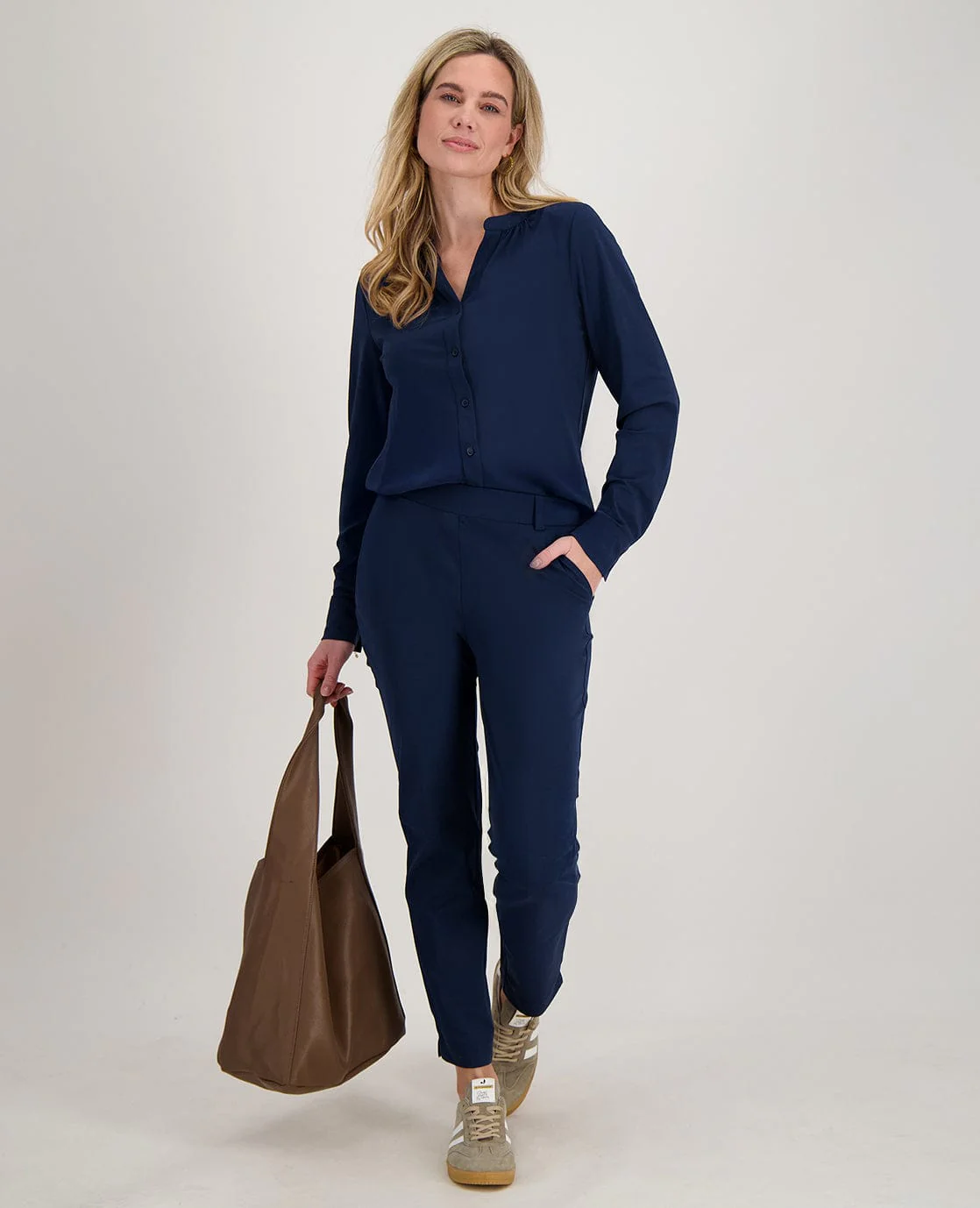 Blouse Evelien Travel + | Indigo Blue - Image 8