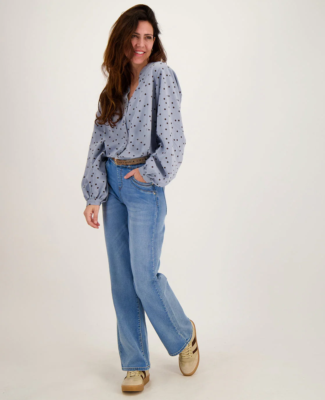 Blouse Roxy | Soft Blue / Espresso - Image 9