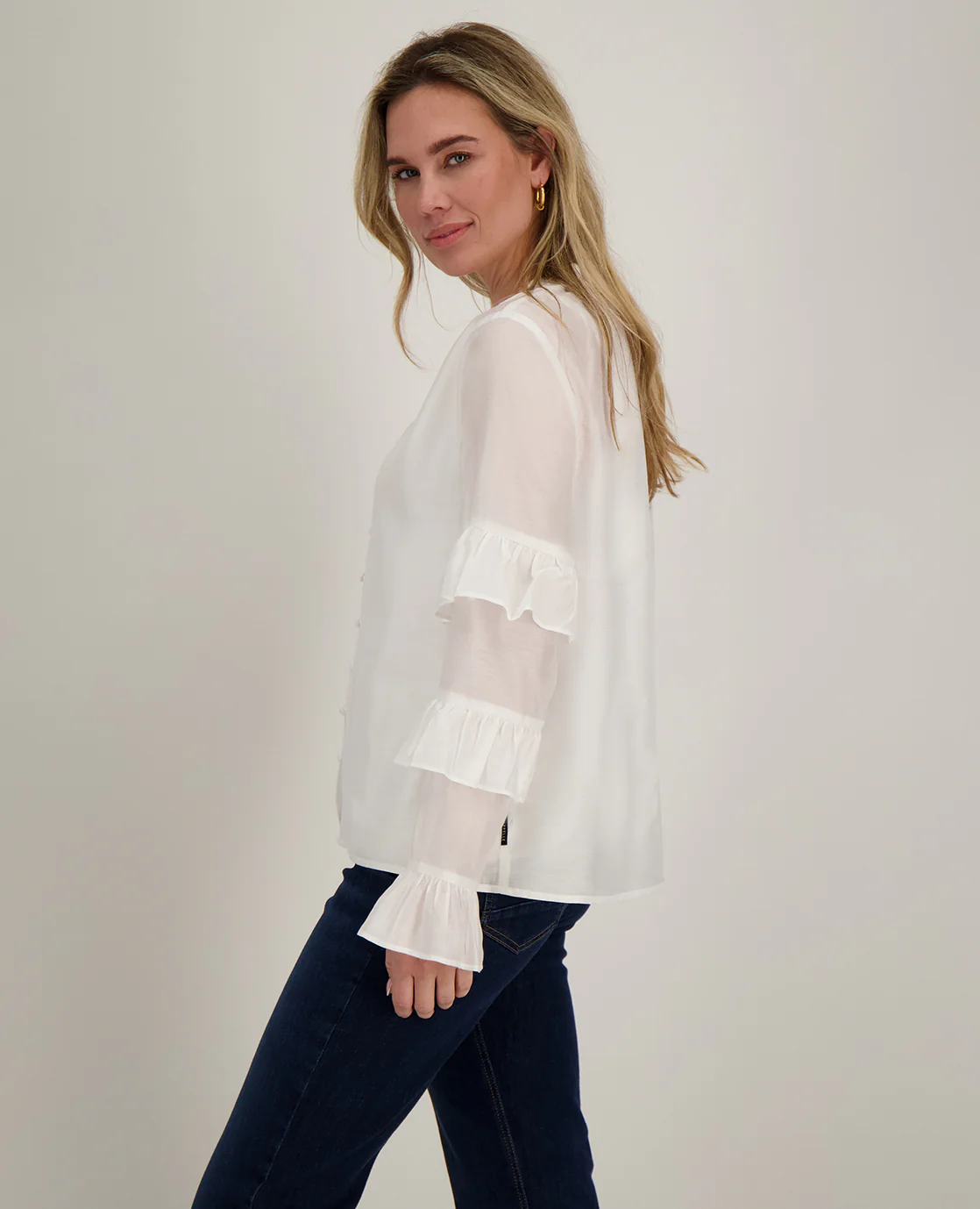 Blouse Ruffle | Off White - Image 5