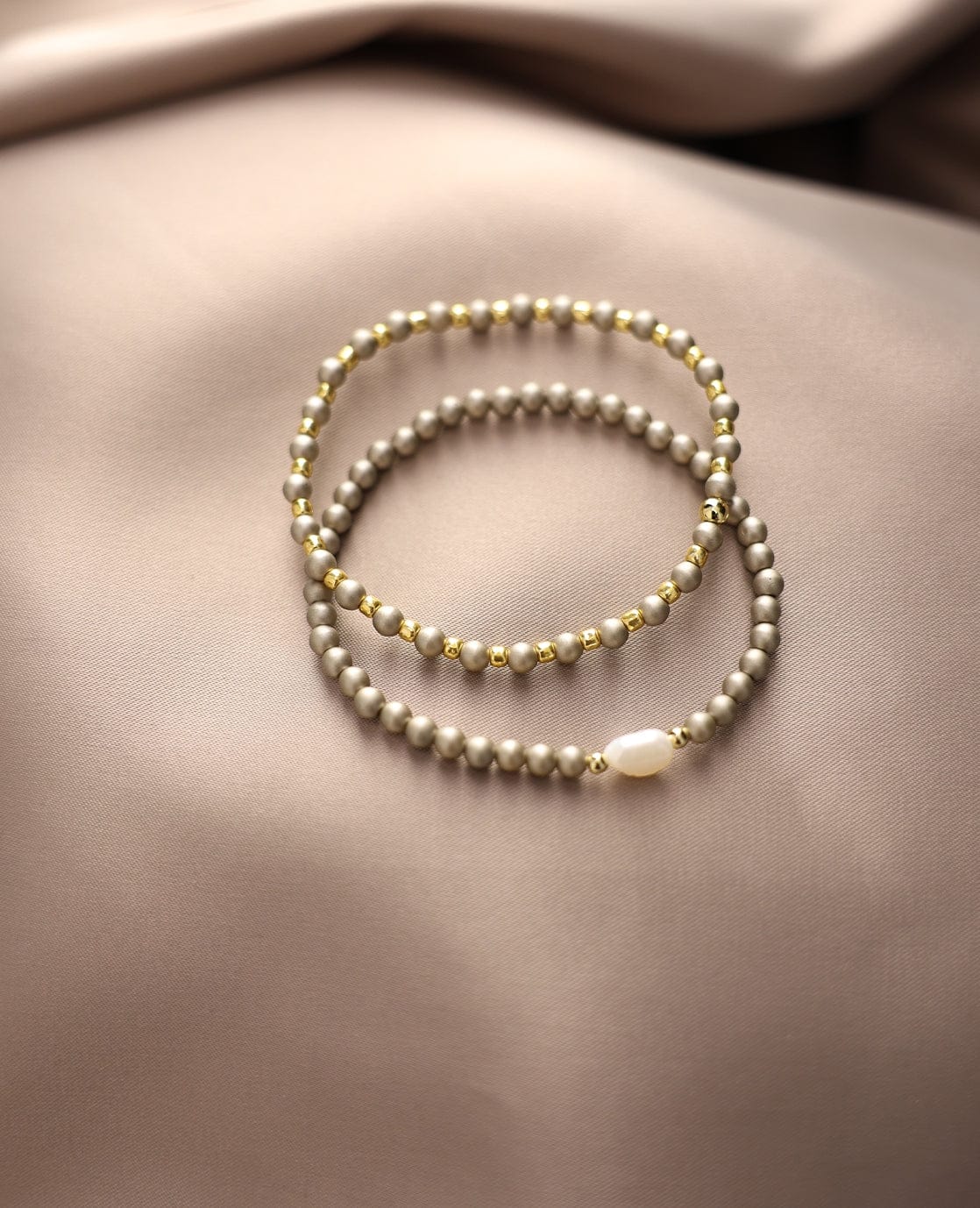 Bracelet Pearl | Warm Grey - Image 2