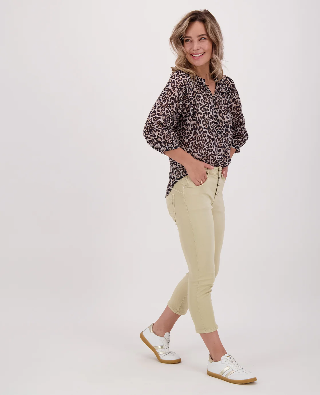 Capri Jogg Denim | Sand - Image 2