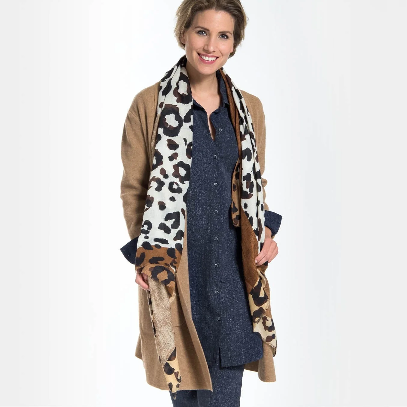 Cardigan | Warm Camel - Image 17