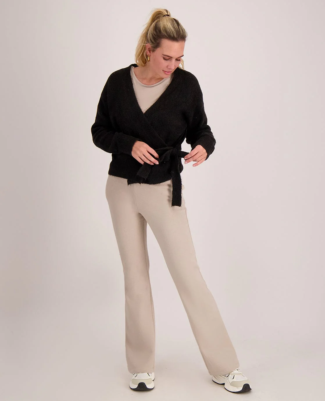 Cardigan Wrapped | Zwart - Image 4