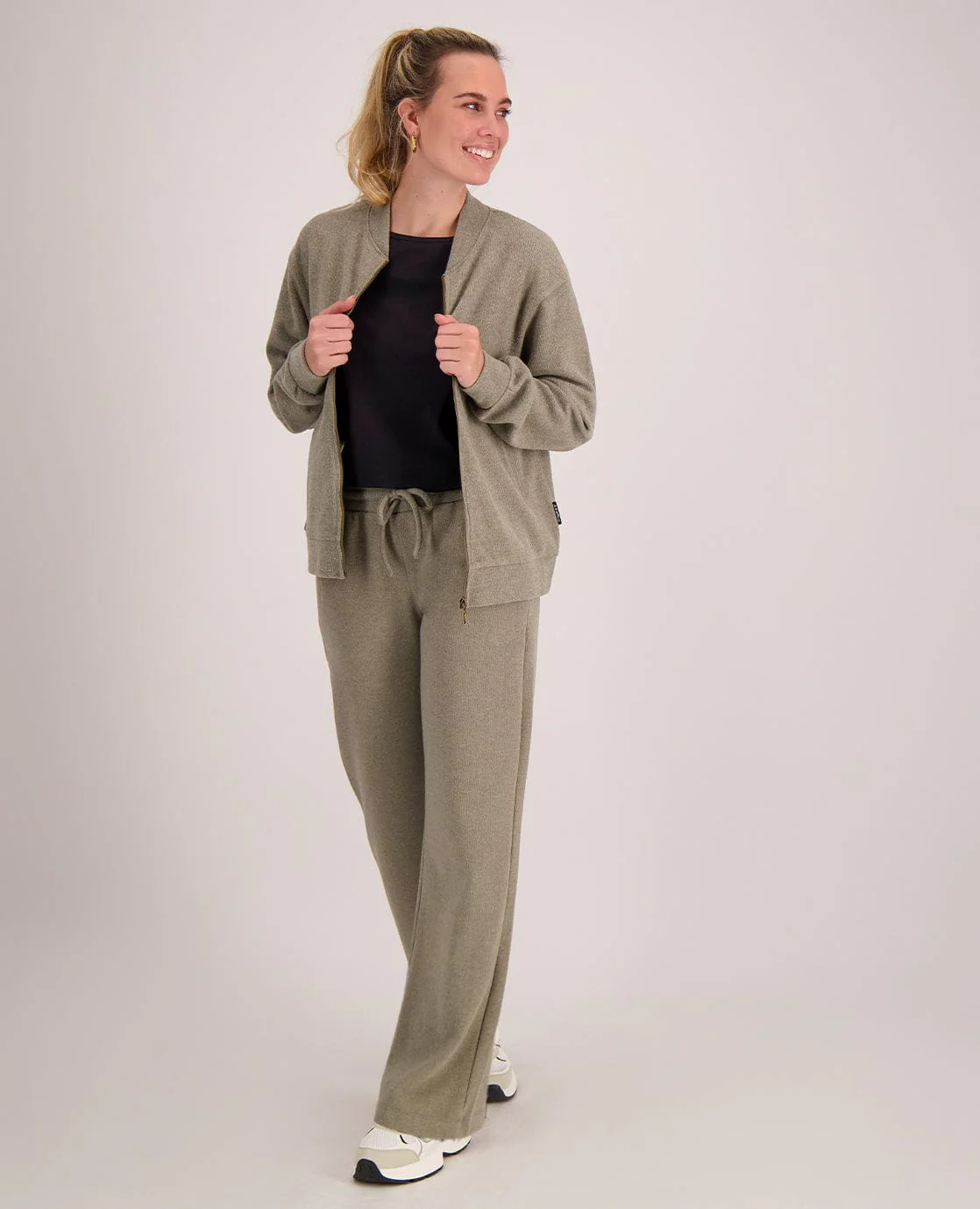 Cardigan Nicole | Sage Green - Image 6