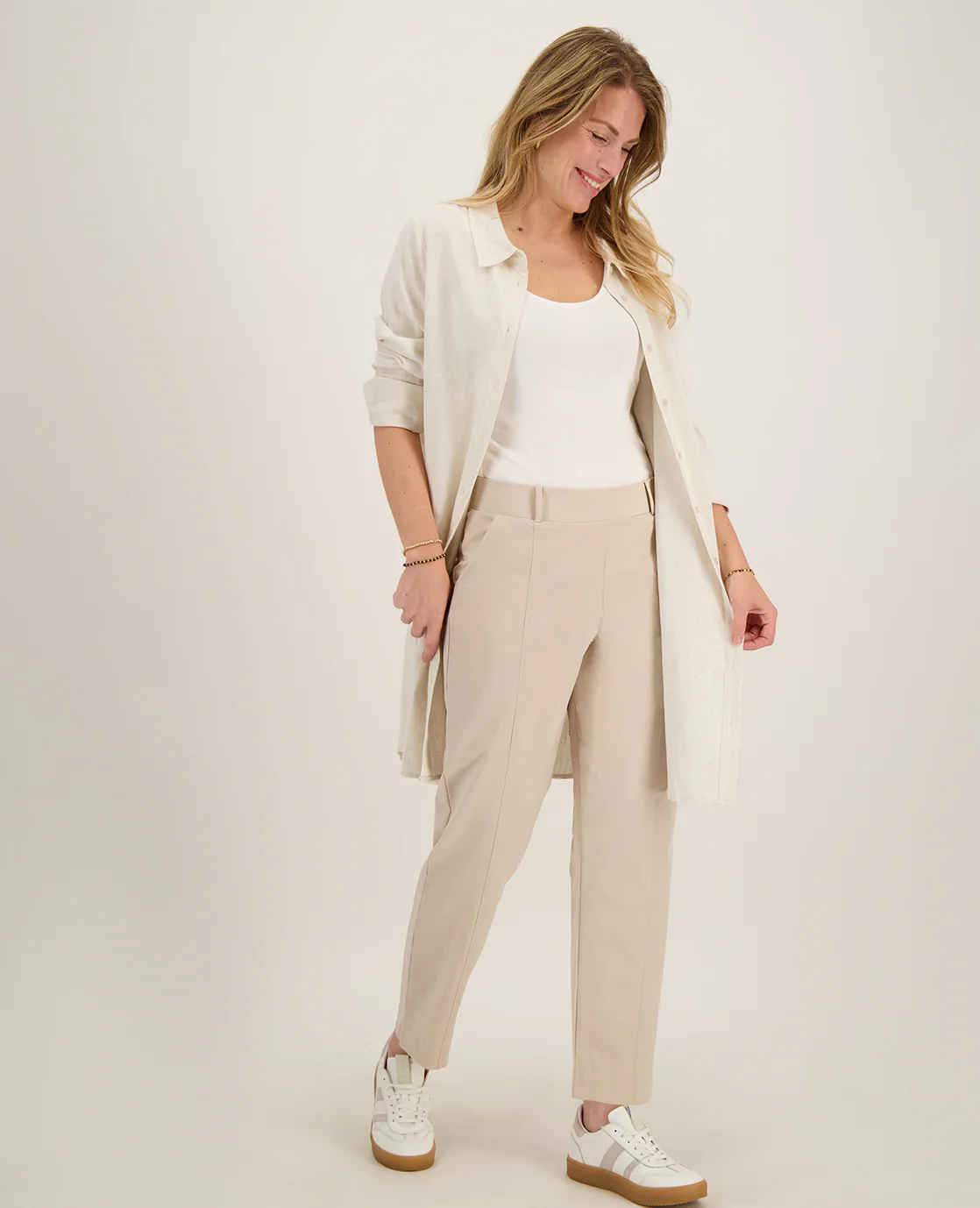 Pant Chino 7/8 Travel | Warm Greige - Image 6