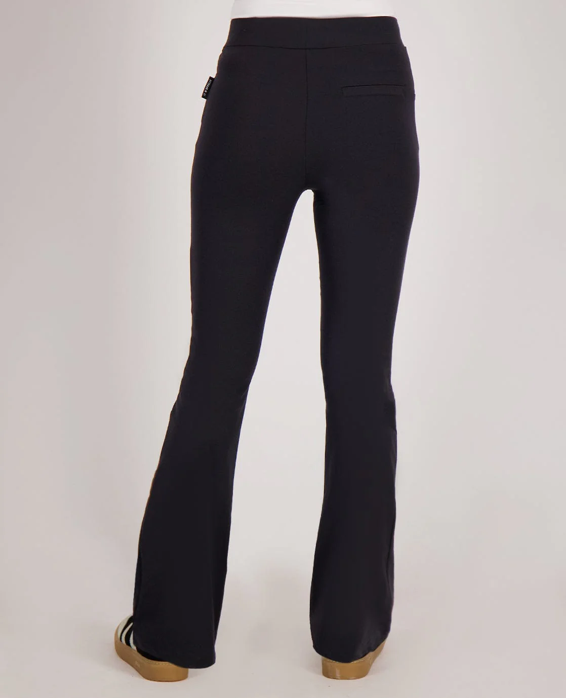 Pant Flare Amber Travel | Zwart - Image 5