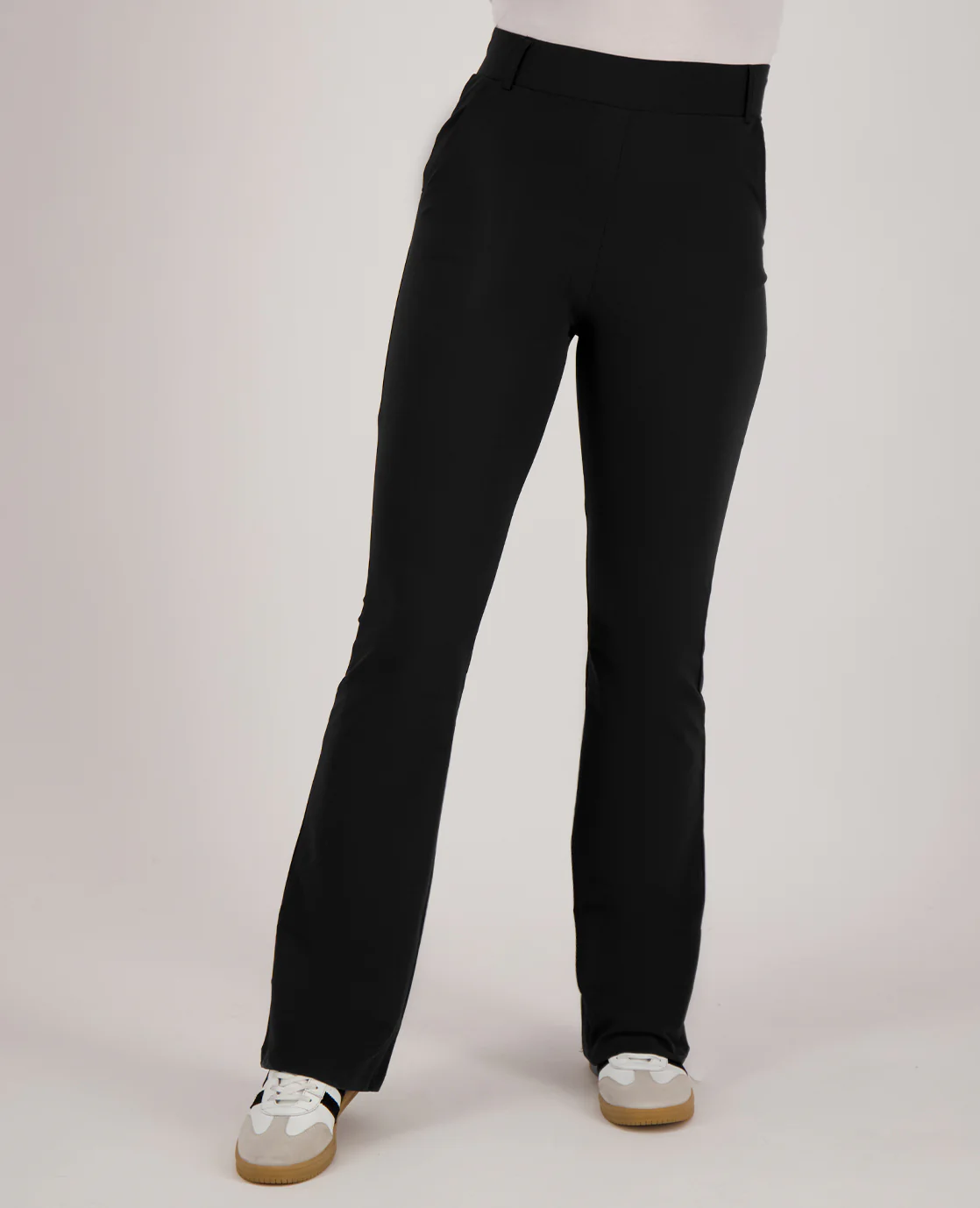 Pant Isa Travel ++ | Zwart - Image 4