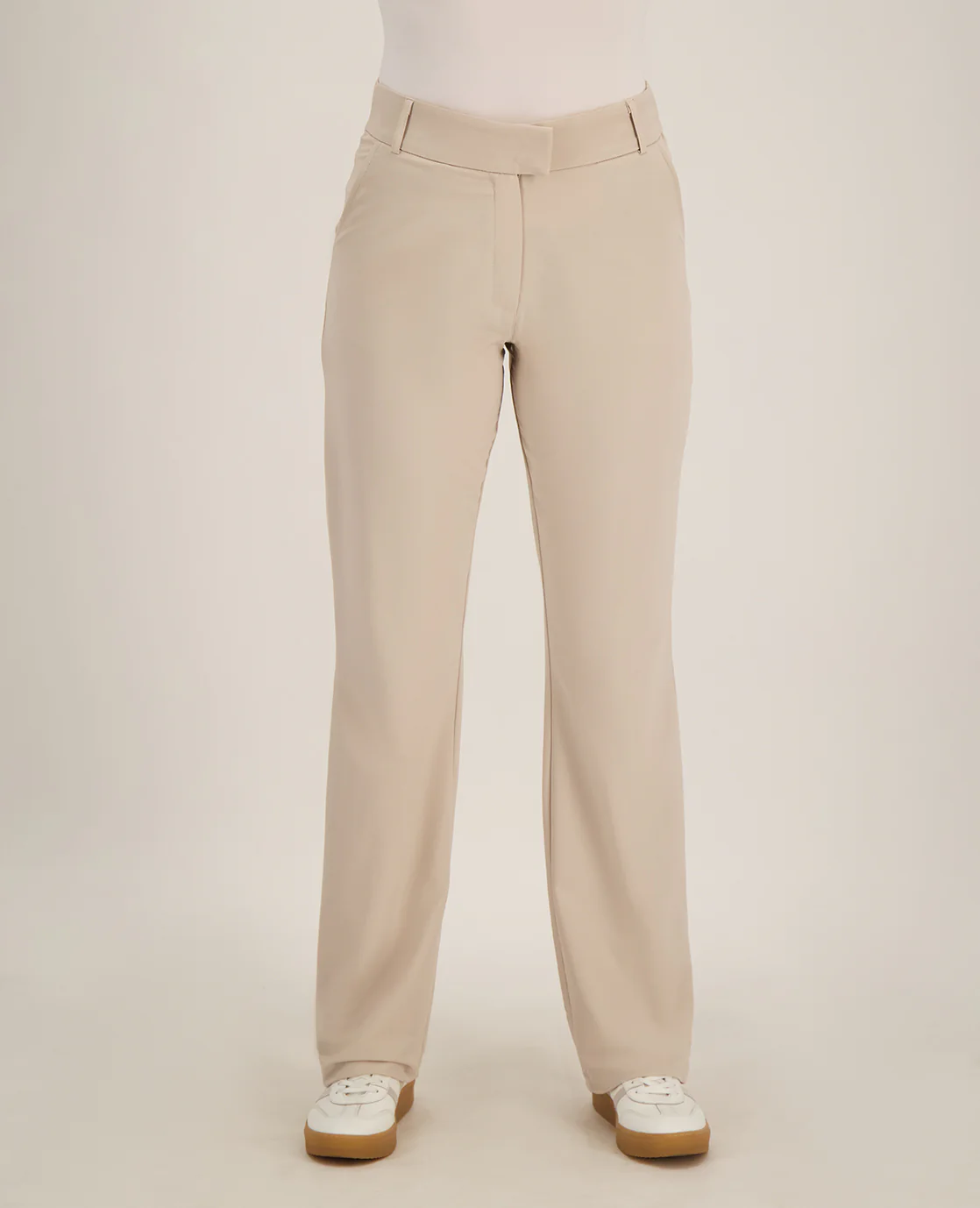 Pant Jasmin Travel ++ | Warm Greige - Image 3