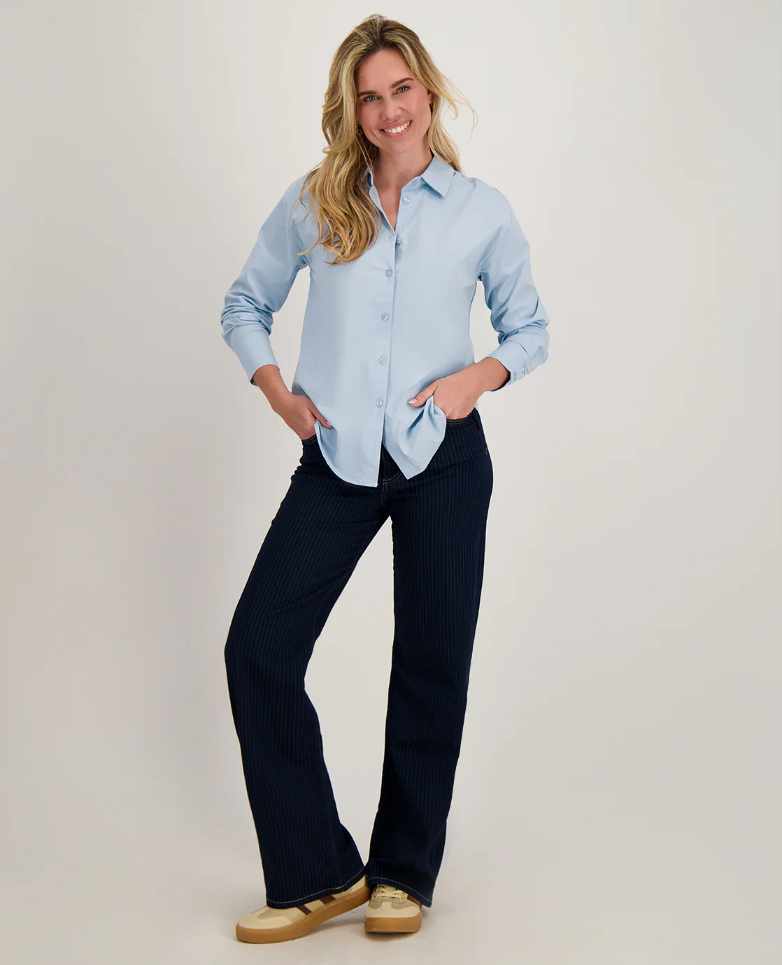 Pant Romee Jogg Denim | Dark Denim Pinstripe - Image 12