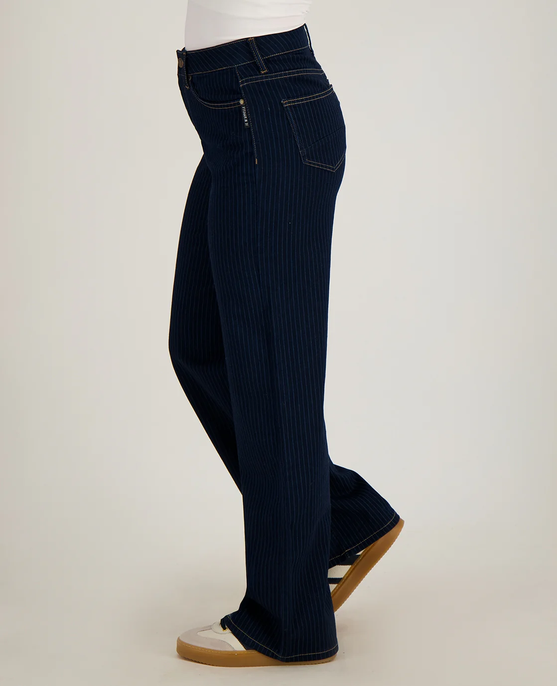 Pant Romee Jogg Denim | Dark Denim Pinstripe - Image 4