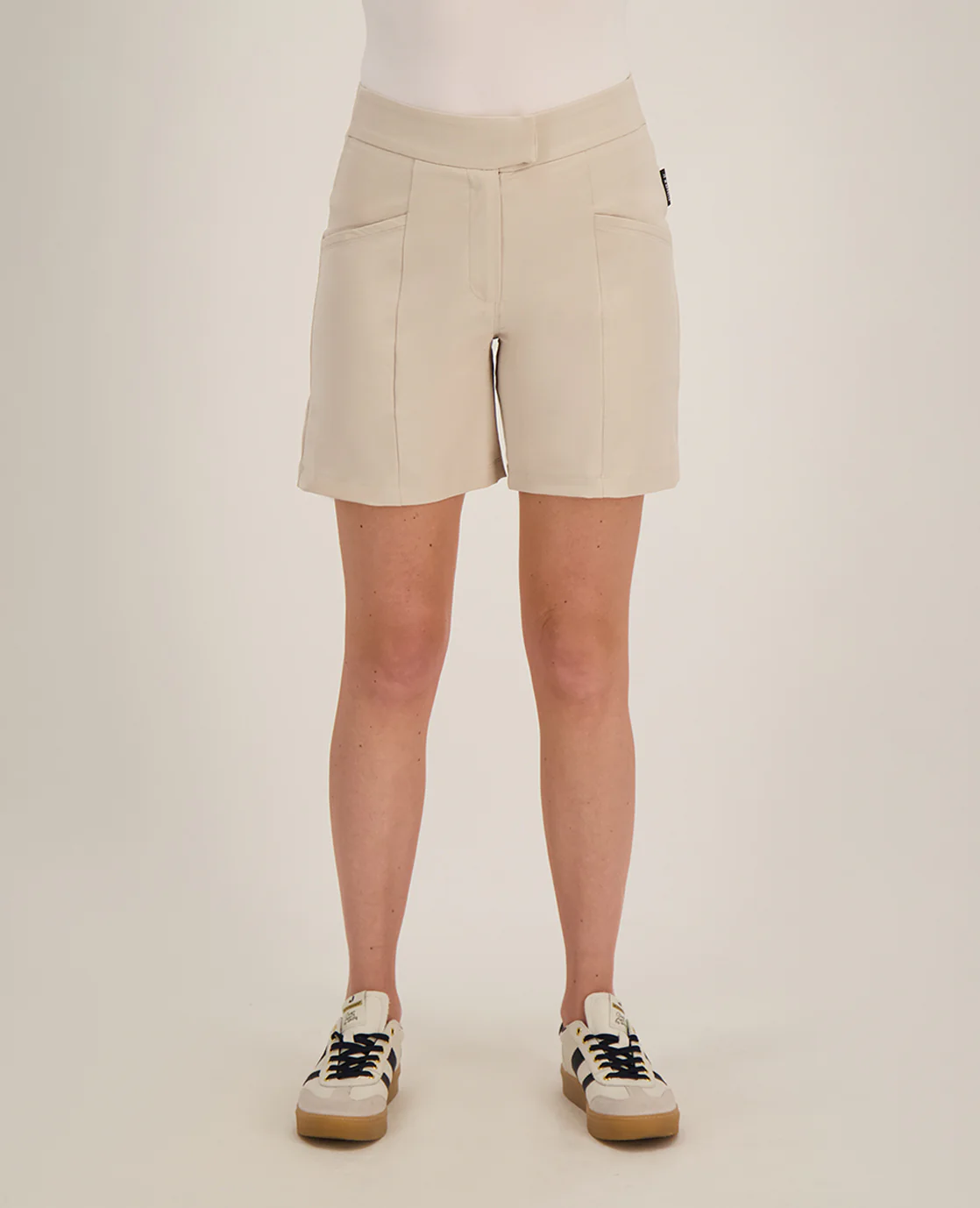 Short Chino Travel | Warm Greige - Image 5