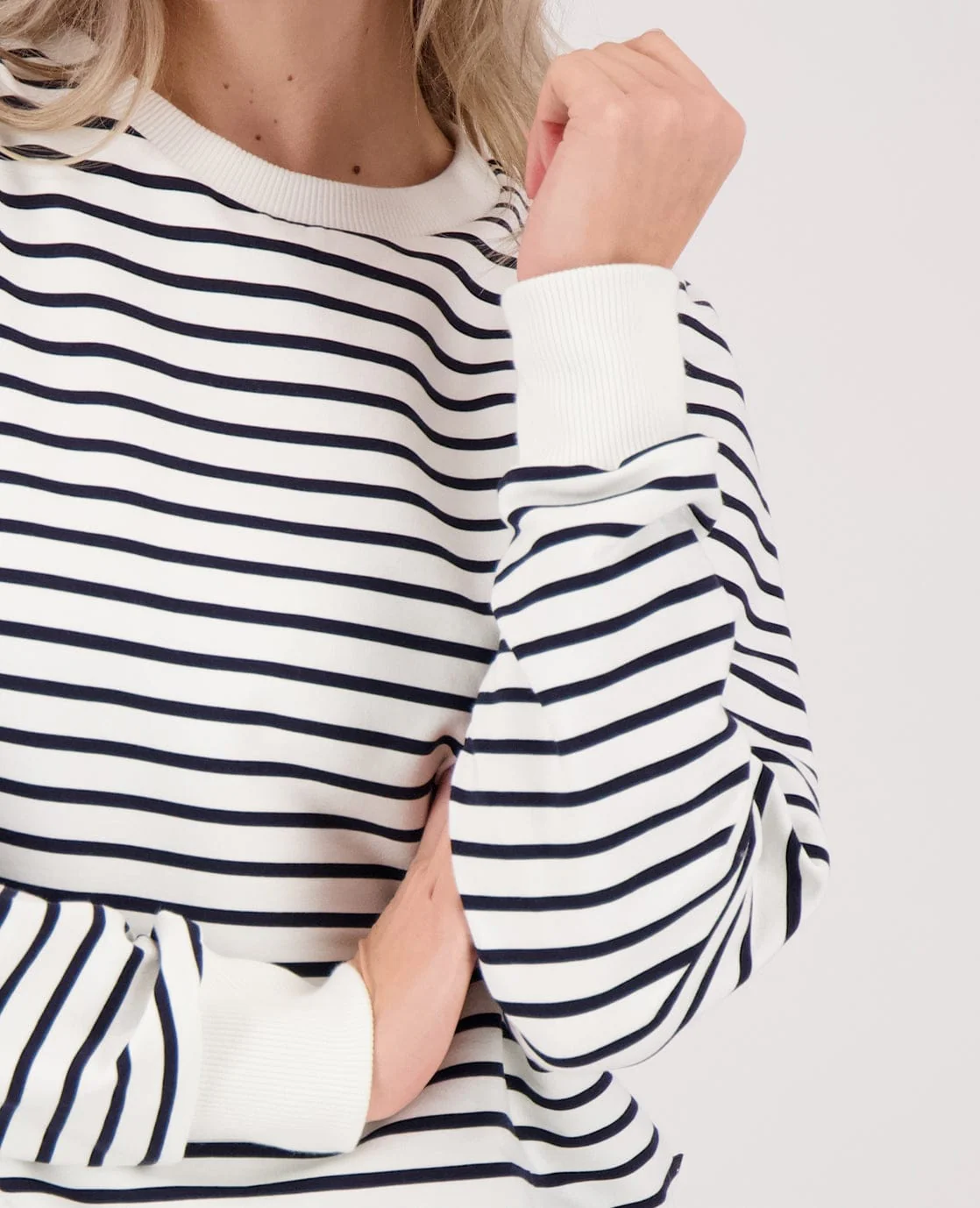 Sweater Livia | Porselein Wit / Donkerblauw - Image 5