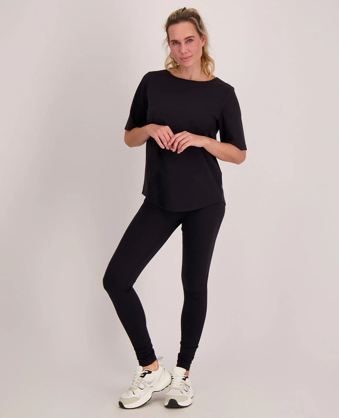 Tee Loose Travel | Zwart - Image 4