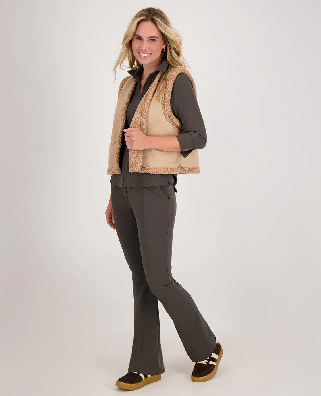 Top Collar Travel | Dark Taupe - Image 4