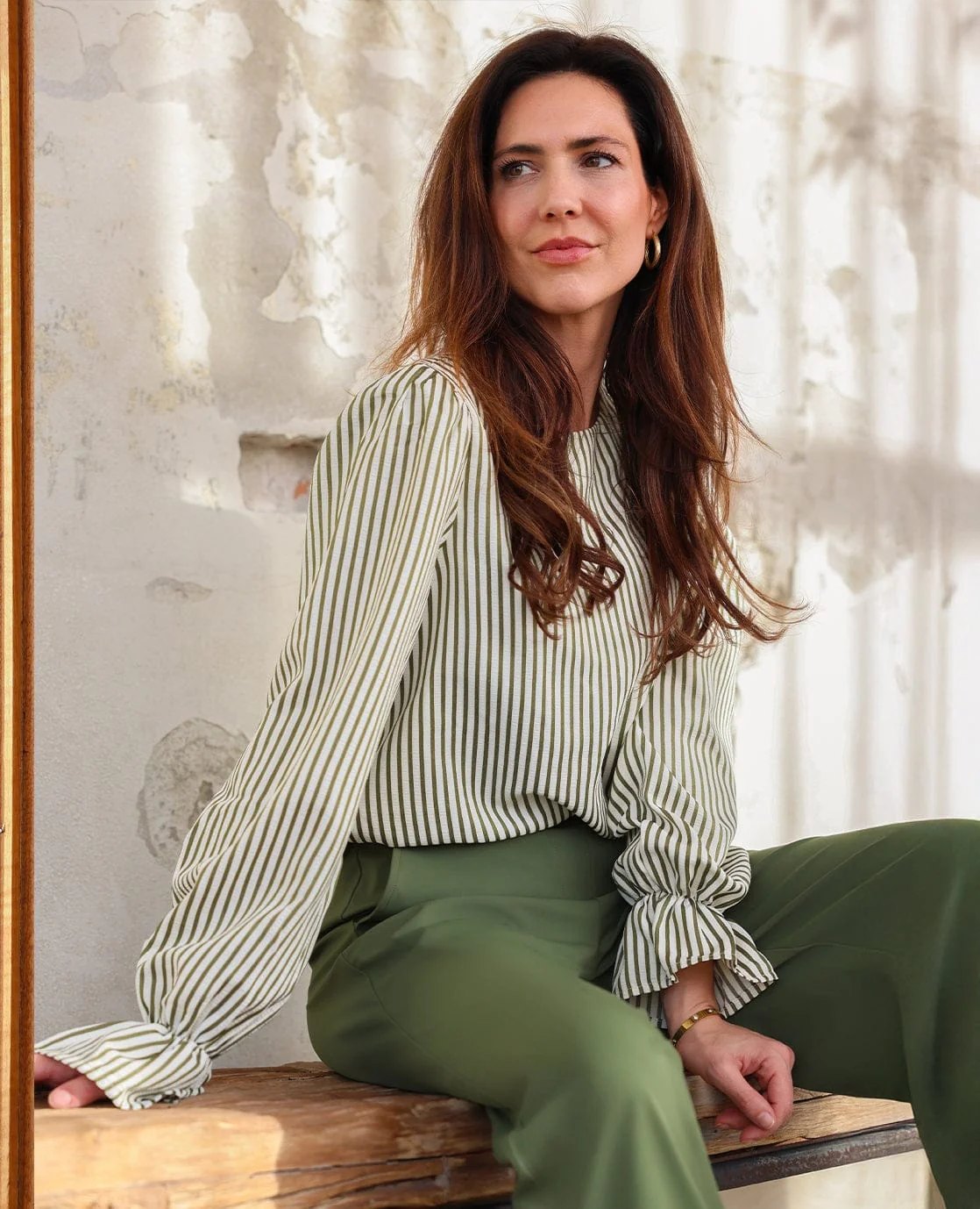Top Ruffle | Dark Olive / Off White